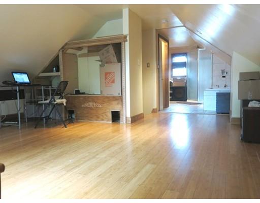 16 Mapleton Pl, Lynn, MA 01904 photo 11