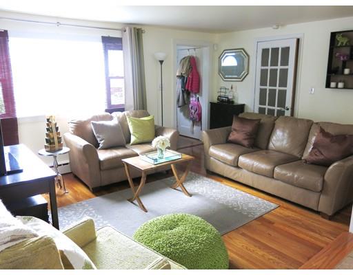16 Mapleton Pl, Lynn, MA 01904 photo 4