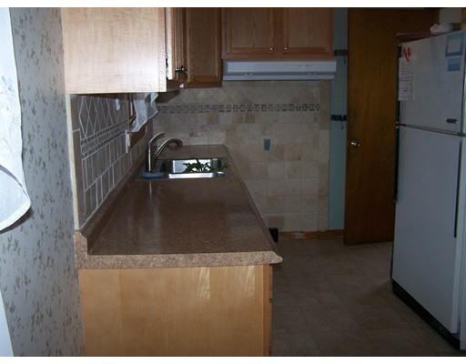 75 Gill St, Chicopee, MA 01013 photo 11