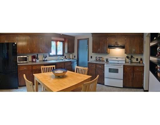36 Black Point Rd, Webster, MA 01570 photo 11