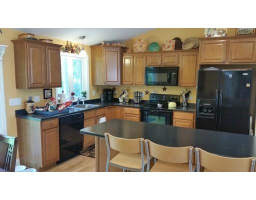 22 Forest Rd, Salisbury, MA 01952 photo 3