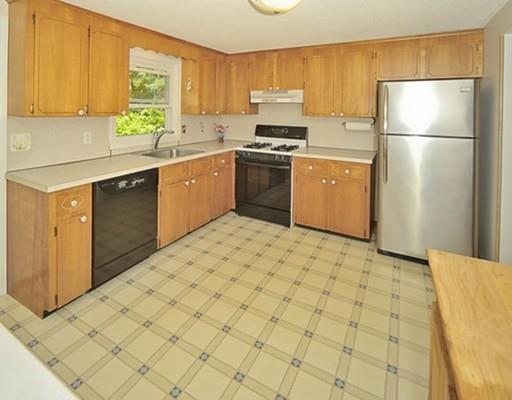 575 Webster St, Marshfield, MA 02050 photo 4