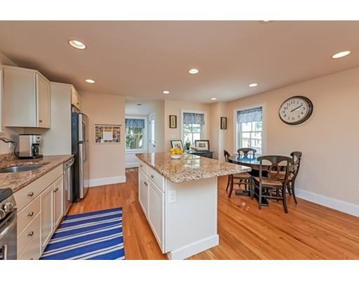 2 Franklin Ct, Brookline, MA 02445 photo 5