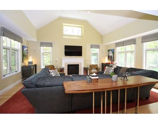 4 Indian Spring Rd, Natick, MA 01760 photo 12