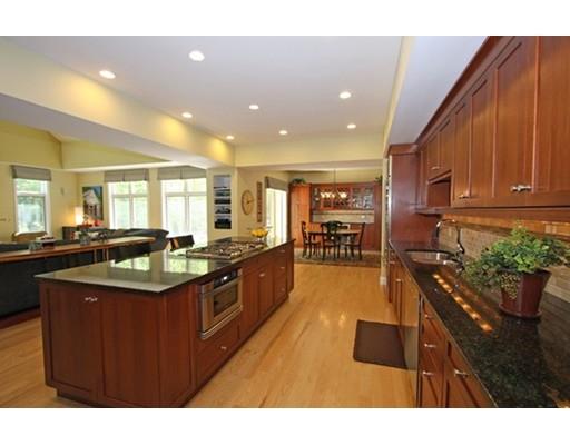 4 Indian Spring Rd, Natick, MA 01760 photo 5