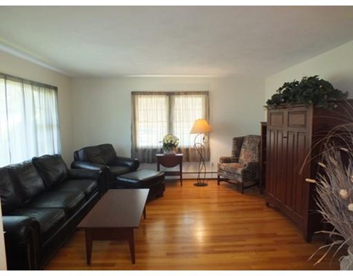 162 Arcade St, Chicopee, MA 01020 photo 5