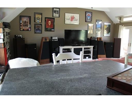 2 Fiske Ave, Upton, MA 01568 photo 15