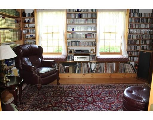2 Fiske Ave, Upton, MA 01568 photo 10