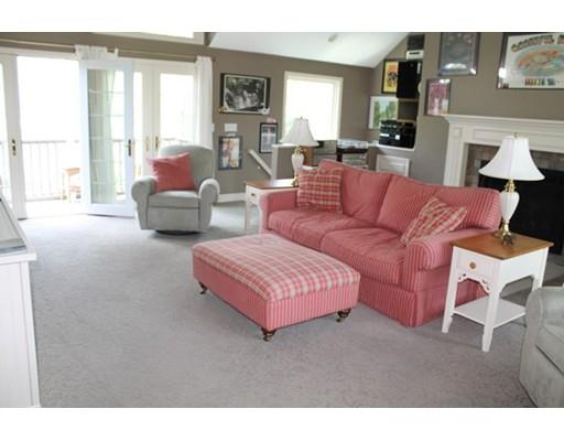 2 Fiske Ave, Upton, MA 01568 photo 11