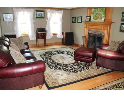 2 Fiske Ave, Upton, MA 01568 photo 5