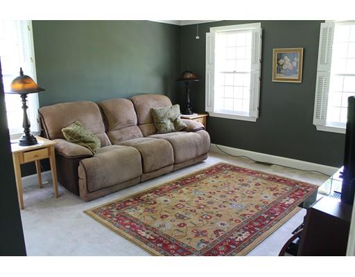 2 Fiske Ave, Upton, MA 01568 photo 17