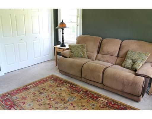 2 Fiske Ave, Upton, MA 01568 photo 18