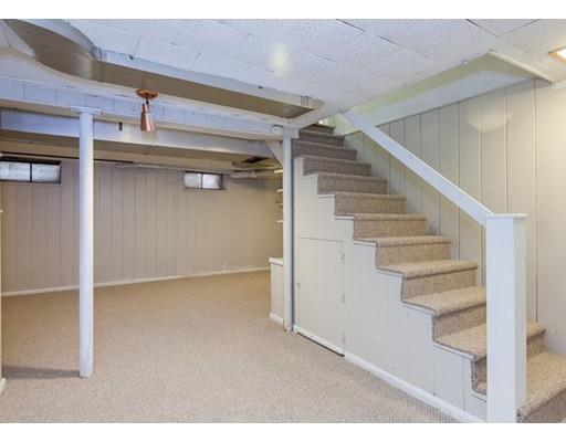 45 Hartwick St, Springfield, MA 01108 photo 23