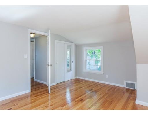 45 Hartwick St, Springfield, MA 01108 photo 17