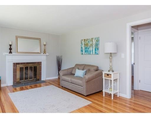 45 Hartwick St, Springfield, MA 01108 photo 10