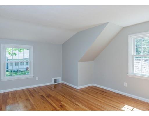 45 Hartwick St, Springfield, MA 01108 photo 16