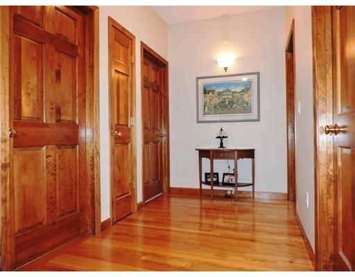 49 Clover St, Chicopee, MA 01013 photo 11