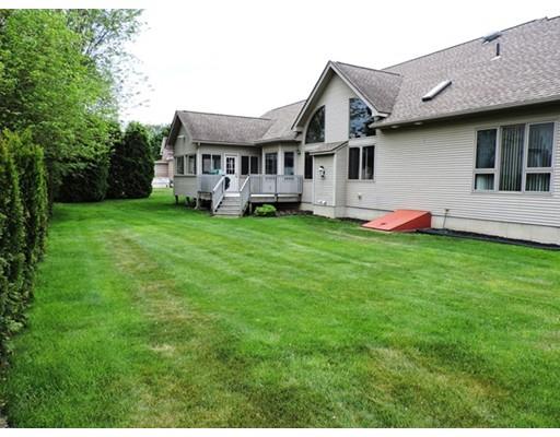 49 Clover St, Chicopee, MA 01013 photo 21