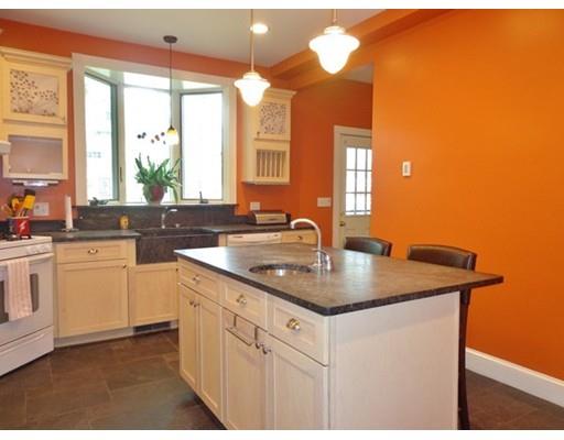 67 Fairfield St, Springfield, MA 01108 photo 6