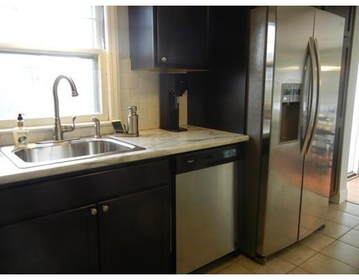 249 Prentice St, Springfield, MA 01104 photo 9