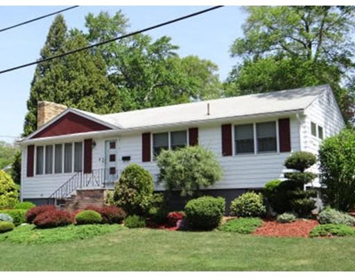 6 Sunset Dr, Saugus, MA 01906 photo 2