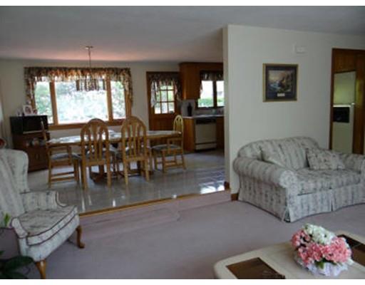 6 Sunset Dr, Saugus, MA 01906 photo 10