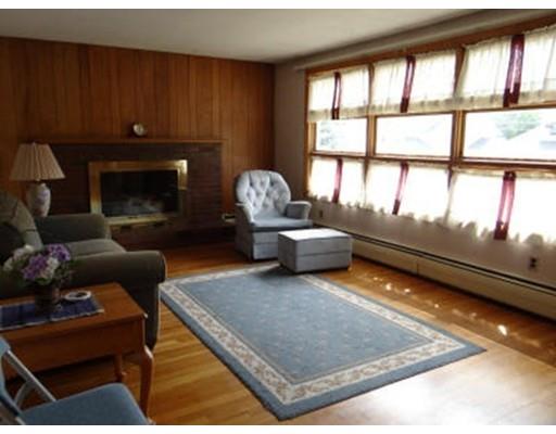 12 Johnson Rd, Saugus, MA 01906 photo 8