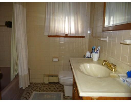 12 Johnson Rd, Saugus, MA 01906 photo 16