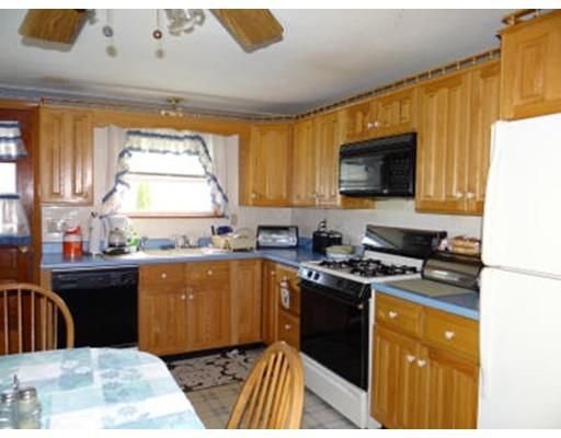 12 Johnson Rd, Saugus, MA 01906 photo 3