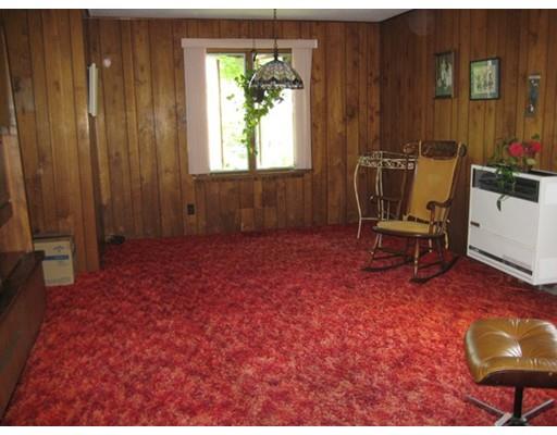 158 Edgewater Dr, Framingham, MA 01702 photo 8