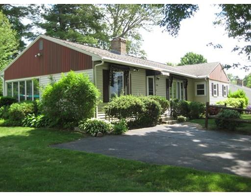 158 Edgewater Dr, Framingham, MA 01702 photo 2