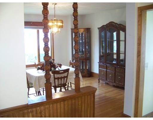 11 Acton St, Springfield, MA 01151 photo 11