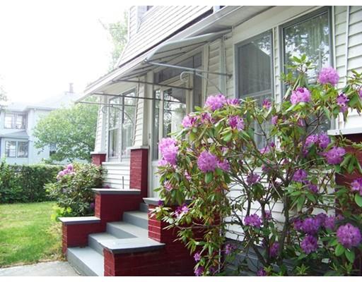 11 Acton St, Springfield, MA 01151 photo 3