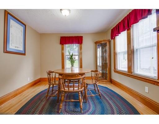 36 Eureka St, Worcester, MA 01603 photo 9