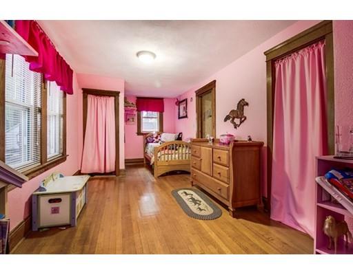 36 Eureka St, Worcester, MA 01603 photo 25
