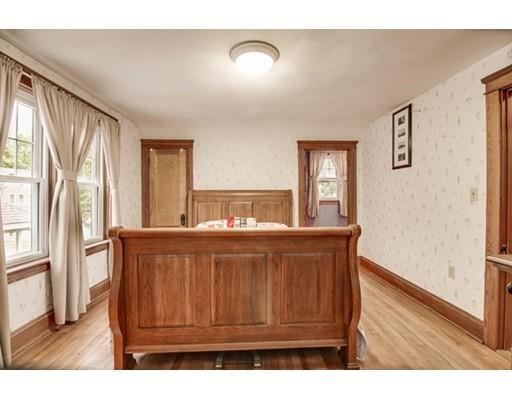 36 Eureka St, Worcester, MA 01603 photo 18