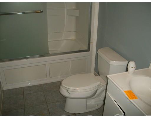 304 Lake Ave, Fall River, MA 02721 photo 16