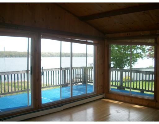 304 Lake Ave, Fall River, MA 02721 photo 8