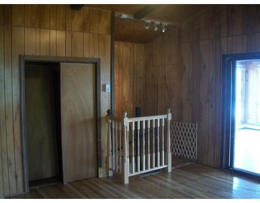 304 Lake Ave, Fall River, MA 02721 photo 11