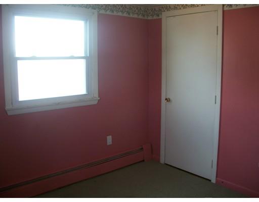 304 Lake Ave, Fall River, MA 02721 photo 25