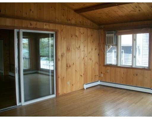 304 Lake Ave, Fall River, MA 02721 photo 9