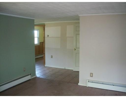 304 Lake Ave, Fall River, MA 02721 photo 14
