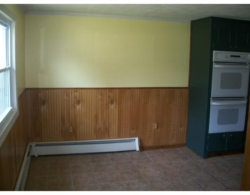 304 Lake Ave, Fall River, MA 02721 photo 17