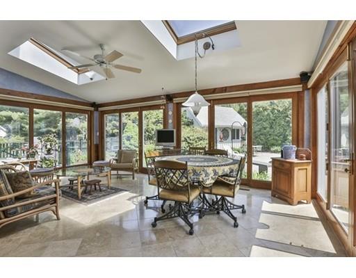 16 Centre St, Dover, MA 02030 photo 3