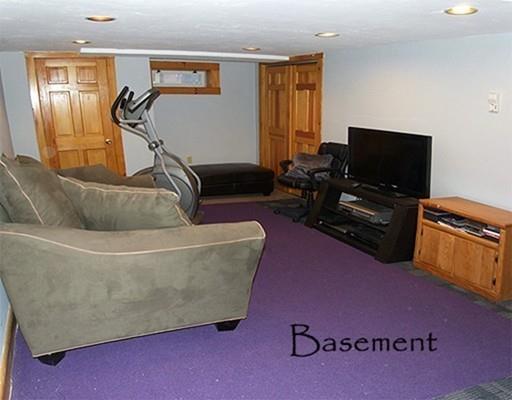 17 Benham St, Worcester, MA 01604 photo 19