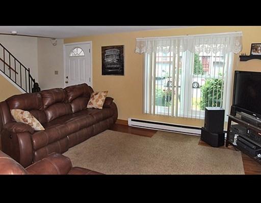 17 Benham St, Worcester, MA 01604 photo 9