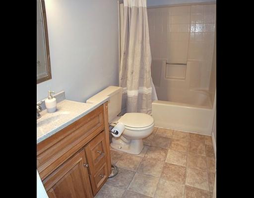 17 Benham St, Worcester, MA 01604 photo 17