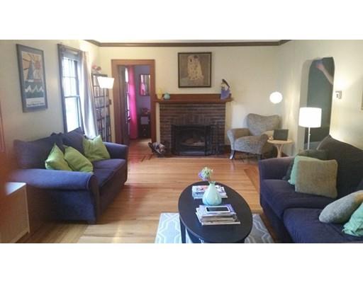 116 Wayne St, Springfield, MA 01118 photo 4