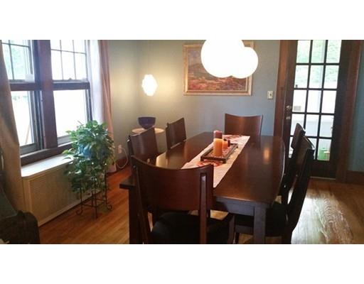 116 Wayne St, Springfield, MA 01118 photo 5