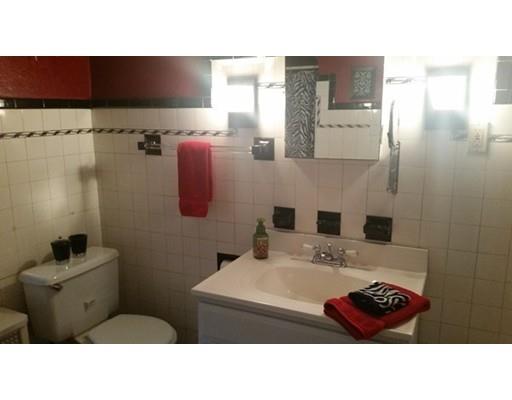 116 Wayne St, Springfield, MA 01118 photo 11
